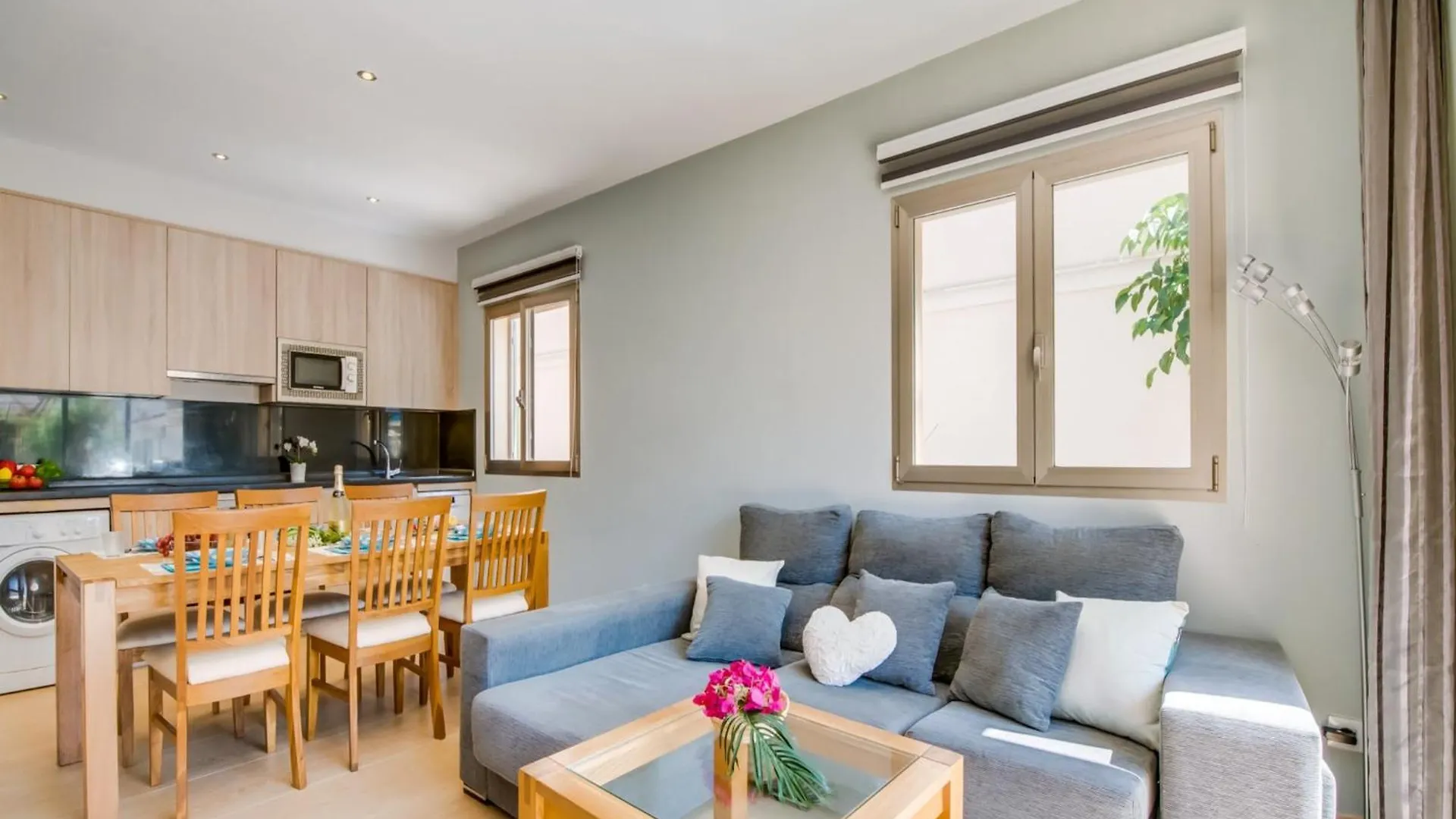 Holiday Home For 10 Guests Near Beach Кан Пикафорт