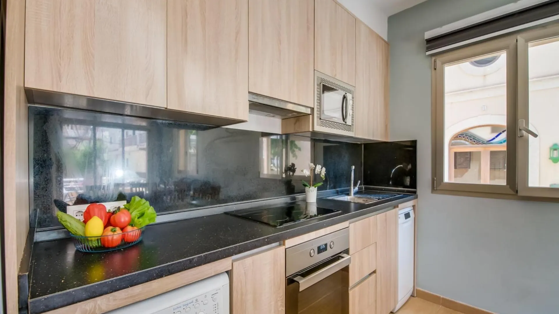 Holiday Home For 10 Guests Near Beach Кан Пикафорт